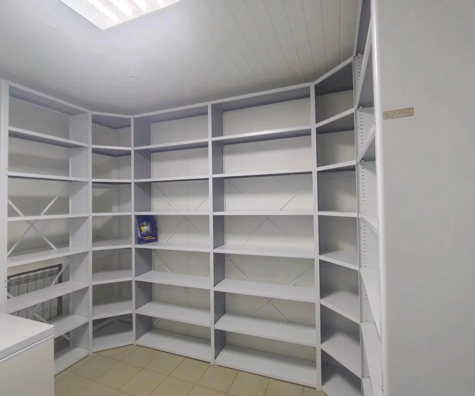 Стационарные угловые стеллажи